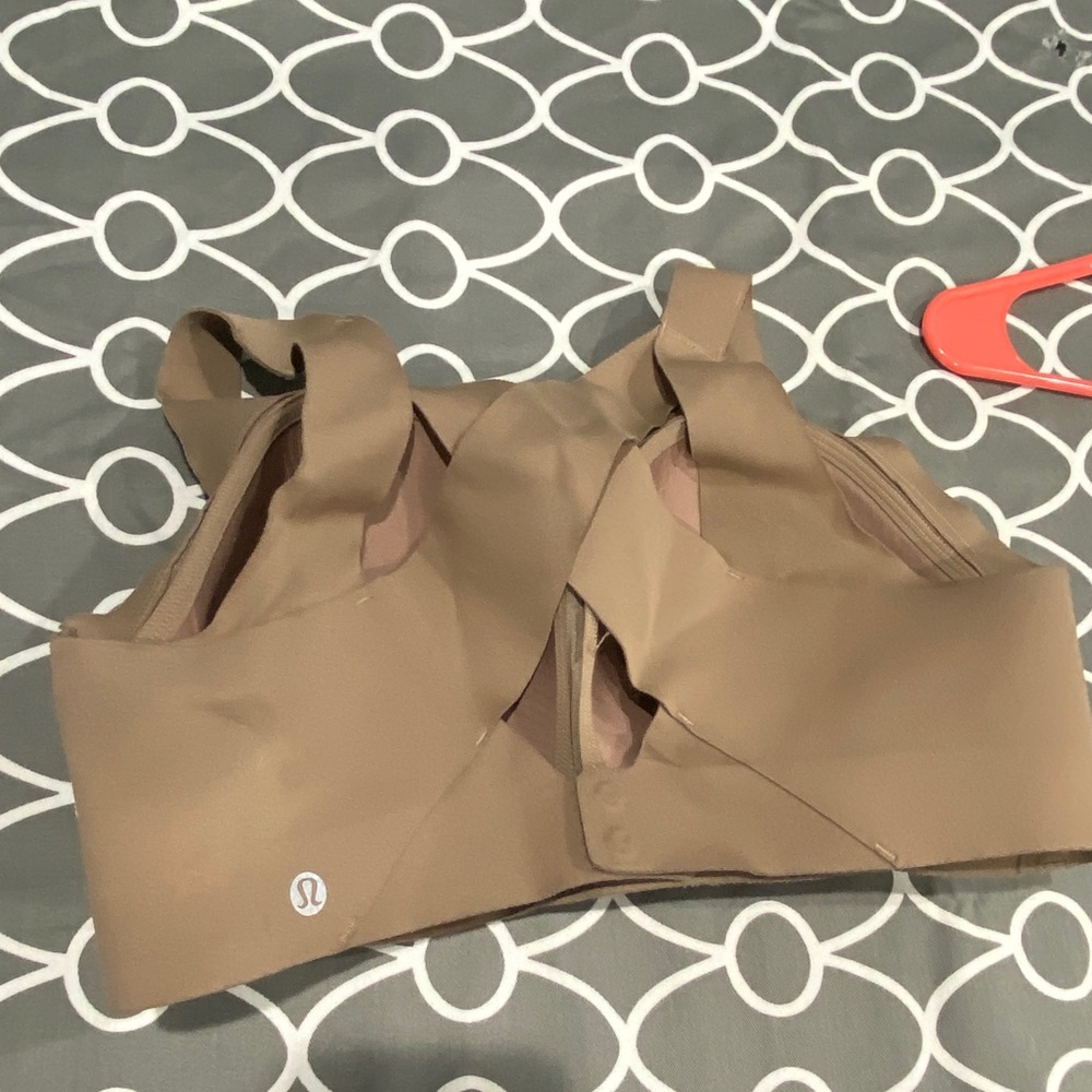 Lulu lemon enlite bra